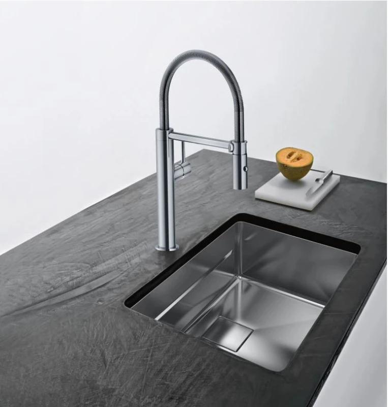 Franke Pescara Semi Pro L robinet de cuisine bec flexible aspect inox 115.0472.960