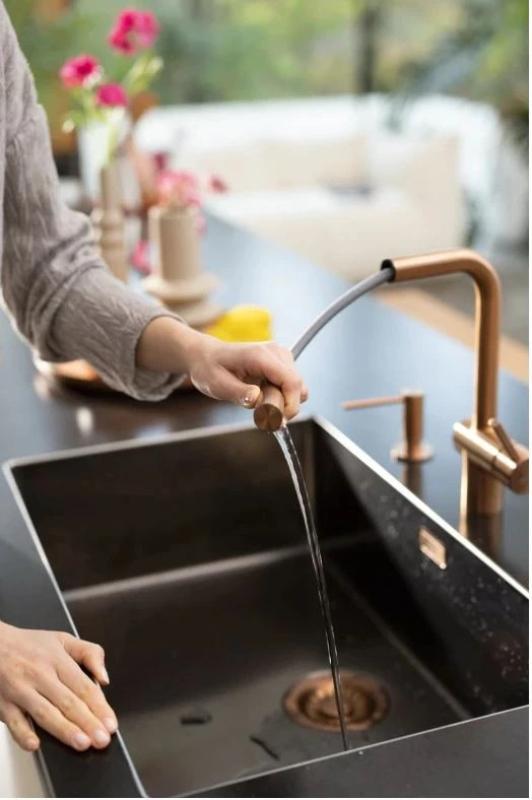 Franke cuivre Robinet de cuisine Atlas Neo avec bec extensible pvd cuivre 115.0628.208