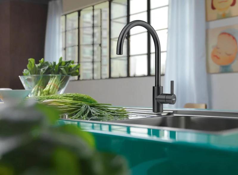 Franke Robinet de cuisine Eos Neo bec pivotant noir brossé 115.0613.590