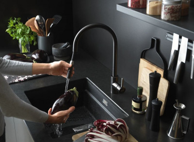 Franke Eos Neo Robinet de cuisine avec bec extractible noir brossé 115.0613.671