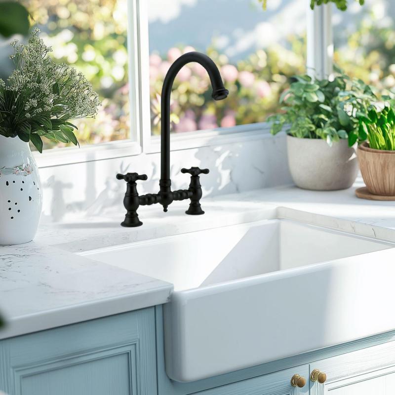 PB Robinet de cuisine nostalgique à pont noir mat bec rond avec poignées à étoie1208954671