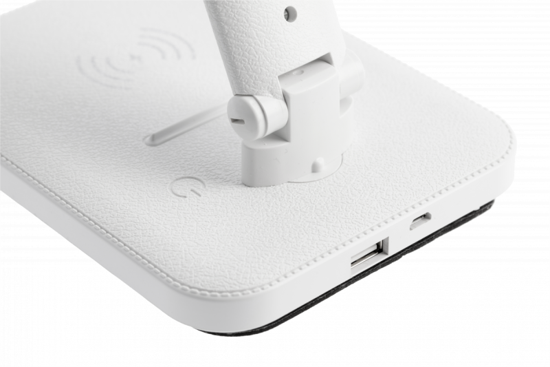 Decor Lampe de bureau LED IZUKA 6W 400lm AC220-240V 50/60Hz CCT chargeur inductif blanc. 1208962496