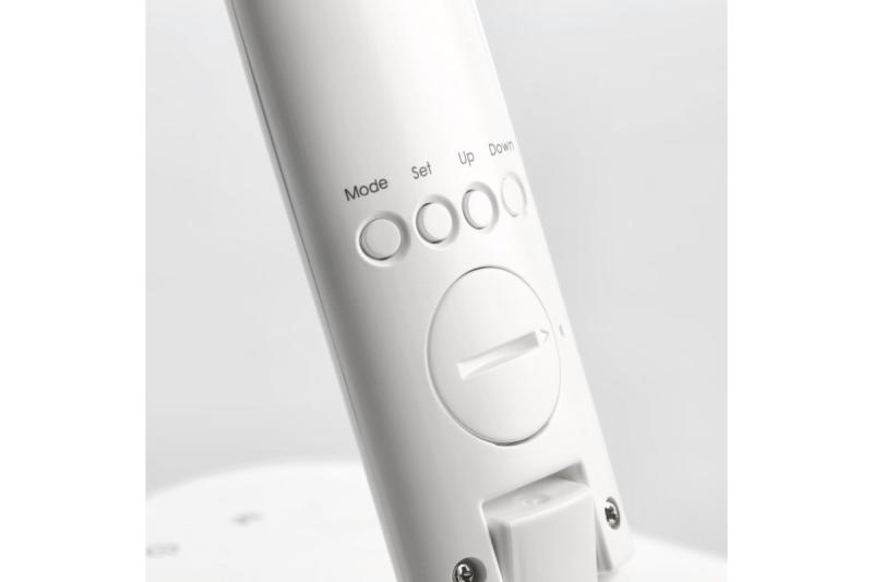 Decor Lampe de bureau LINEAR 7W 420lm AC220-240V 3-CCT 5 niveaux de gradation PF>0,5 RA>80 blanc. 1208962500