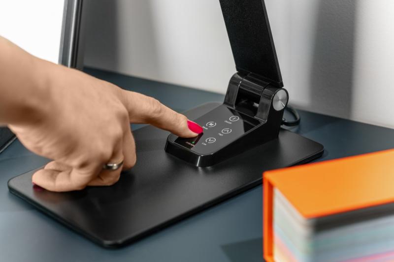 Decor Lampe de bureau Loneos 12W 700lm AC220-240V 3-CCT 5 niveaux de gradation RA>80 USB noir 1208962502