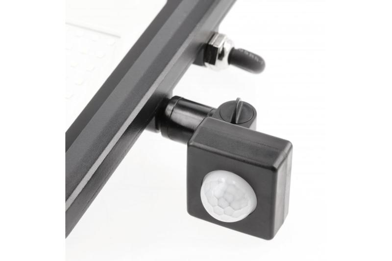 Projecteur LED iNEXT avec détecteur de mouvement 30 W 2400 lm, PF > 0,9, RA > 80, IP65, 120°, 6400 K, corps noir 1208962860