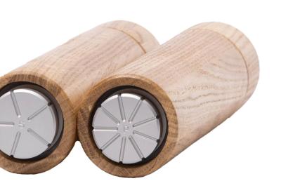 Woodsea Upside Down Oak - Moulin à sel en chêne Ø5.4x22.5 cm 1208971591