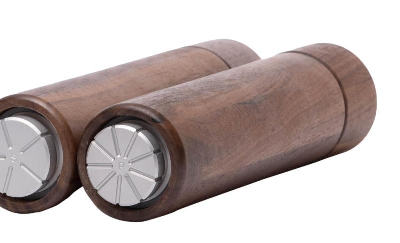 Woodsea Upside Down Noix - Moulin à sel en noix de bois Ø5.4x22.5 cm 1208971593