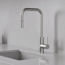 Pure.Sink Luxion robinet de cuisine massif en acier inoxydable carré avec bec extractible PLXSQUA-02